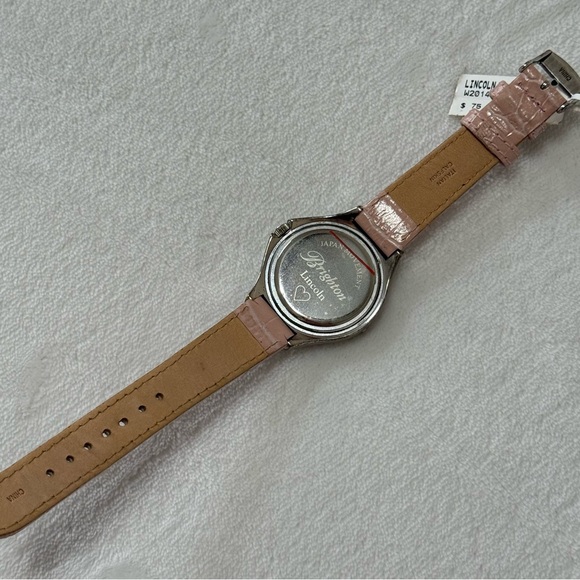 Brighton Lincoln watch(W20140) silver with pink crocodile-embossed leather strap - Picture 4 of 5